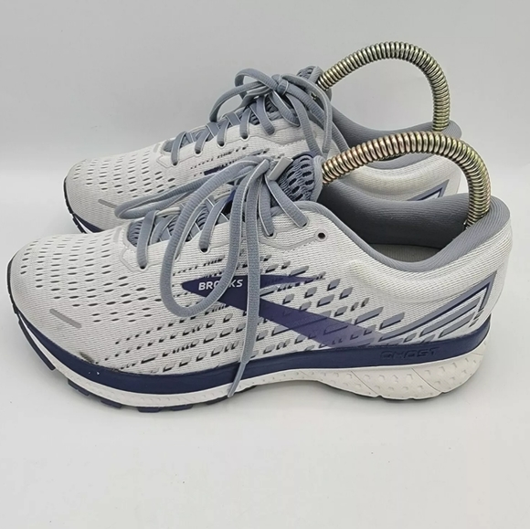 Brooks | Shoes | Brooks Ghost 3 